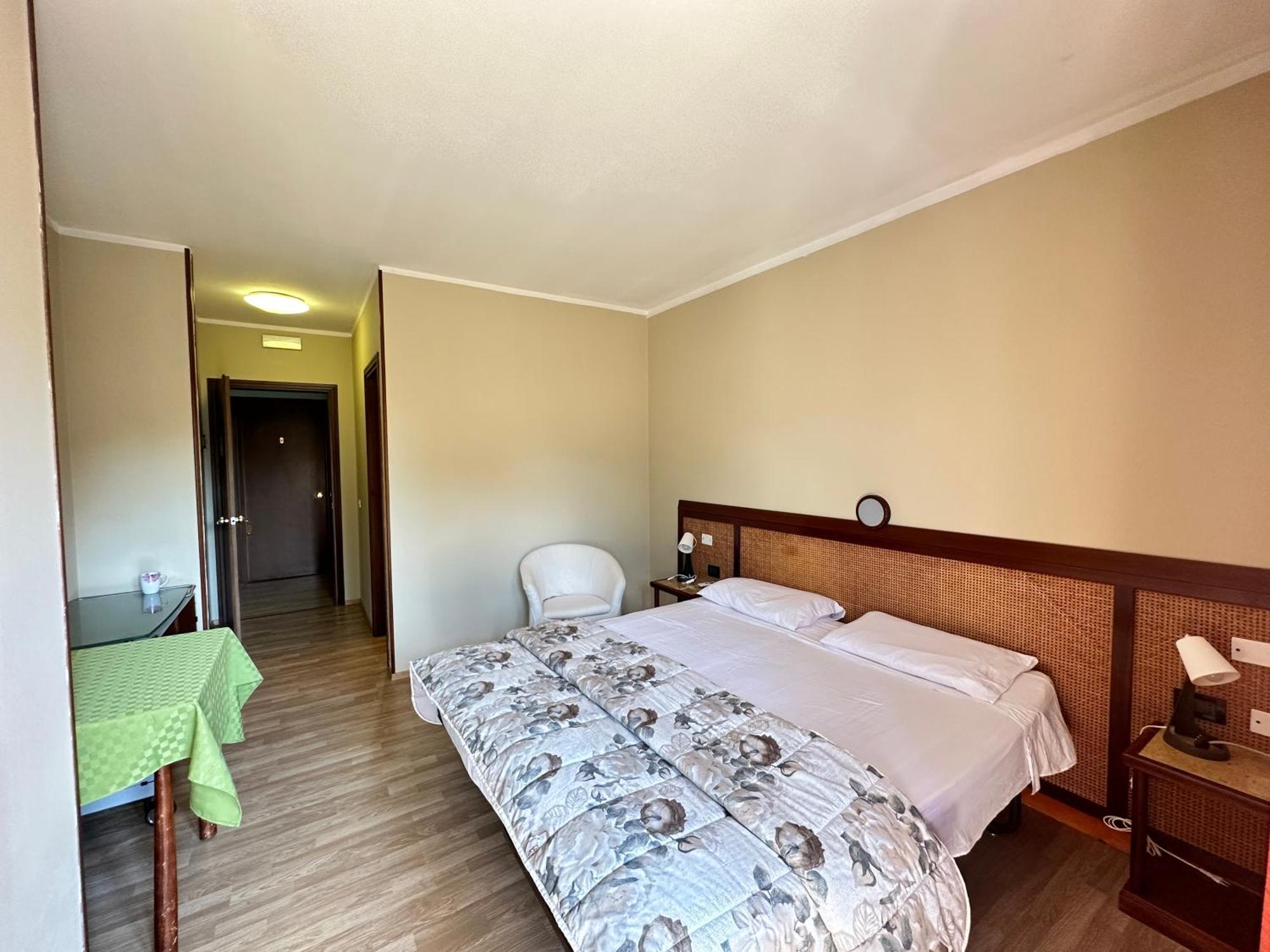 Hotel Battaglia Battaglia Terme Exteriör bild